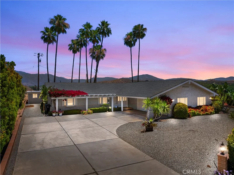 26660 Rim, Hemet, CA 92544
