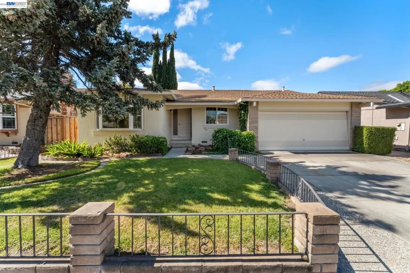 5359 Pecan Blossom Dr, San Jose, CA 95123