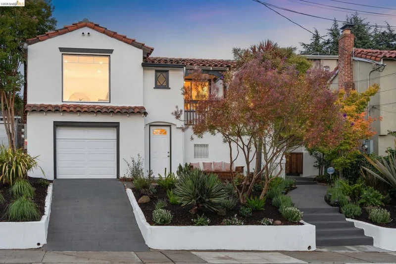 4446 Davenport Ave, Oakland, CA 94619