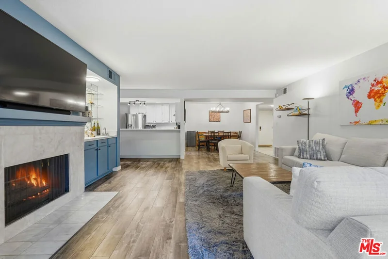 5440 Lindley Avenue 206, Encino, CA 91316