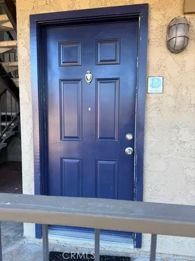 1518 Border B