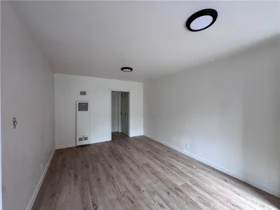 1422 Talmadge 2 photo 2