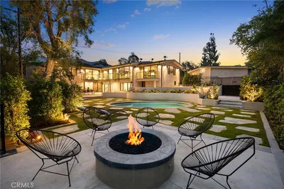 4607 Alta Canyada