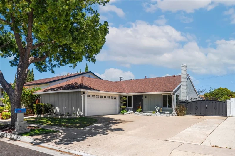 570 S Gilbuck, Anaheim, CA 92802