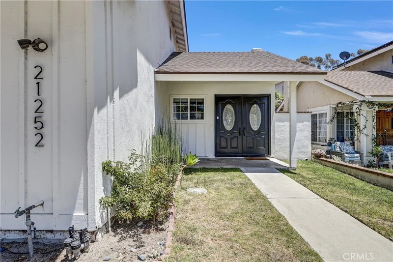 21252 Forest Meadow Drive photo 2