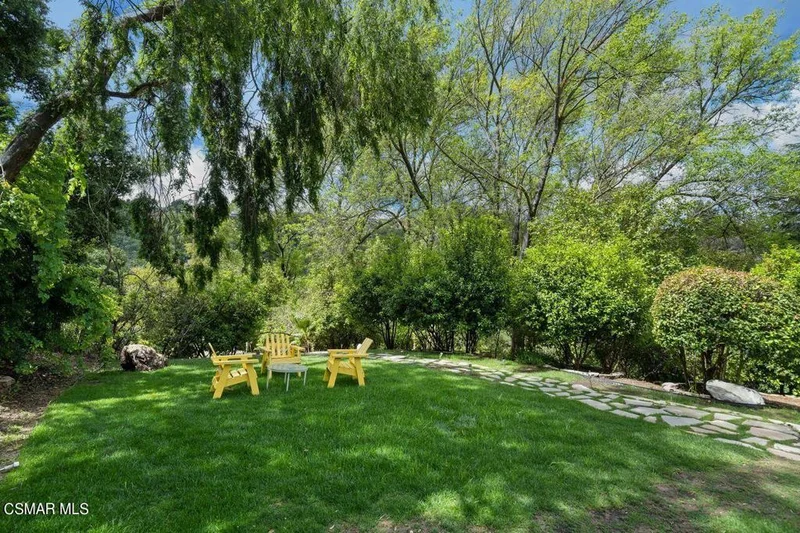 21705 Entrado Drive photo 2