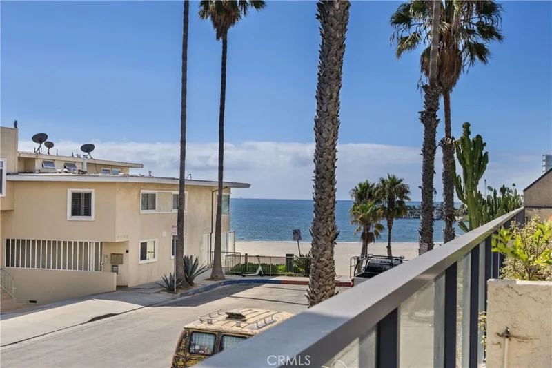 1 3rd Place 2, Long Beach, CA 90802