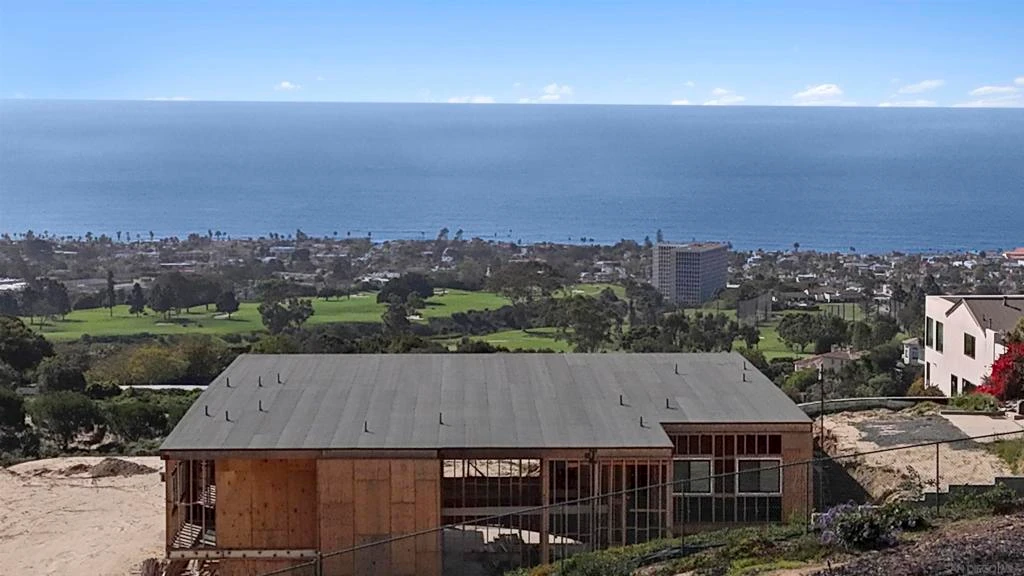 Interior 2