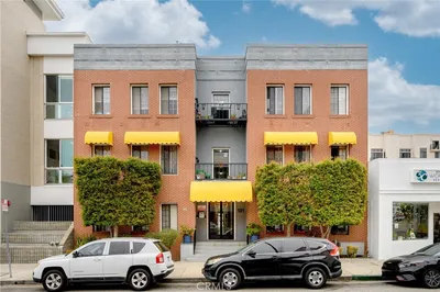 131 S Jackson Street 103