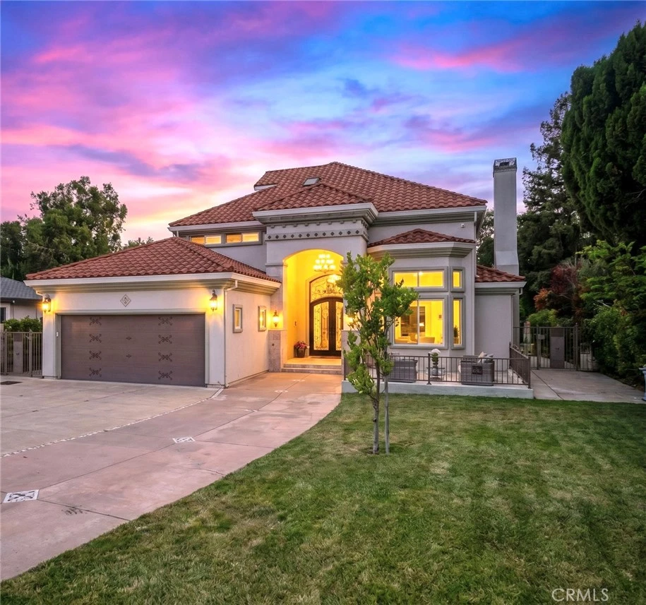 Interior 3
