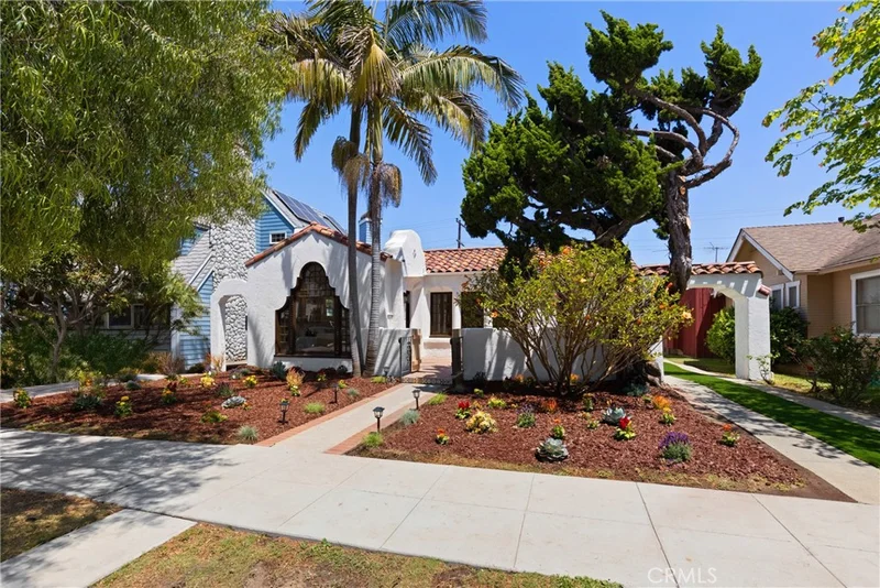 254 Bennett Ave, Long Beach, CA 90803