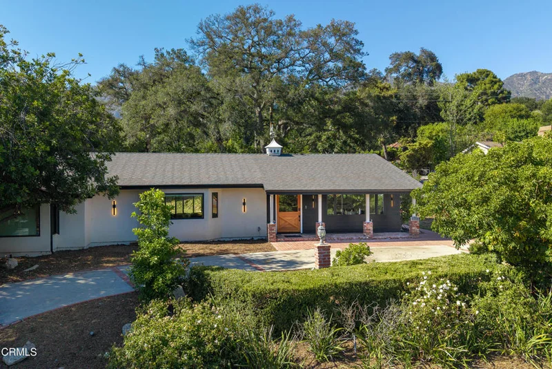 Photo 2 of 2137 Lyans Drive