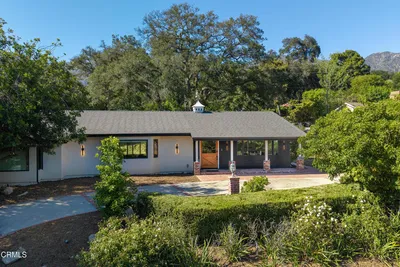 2137 Lyans Drive photo 2