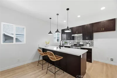 1189 Crehnshaw photo 2