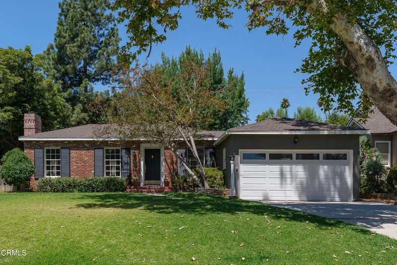 2043 Pepper Drive, Altadena, CA 91001