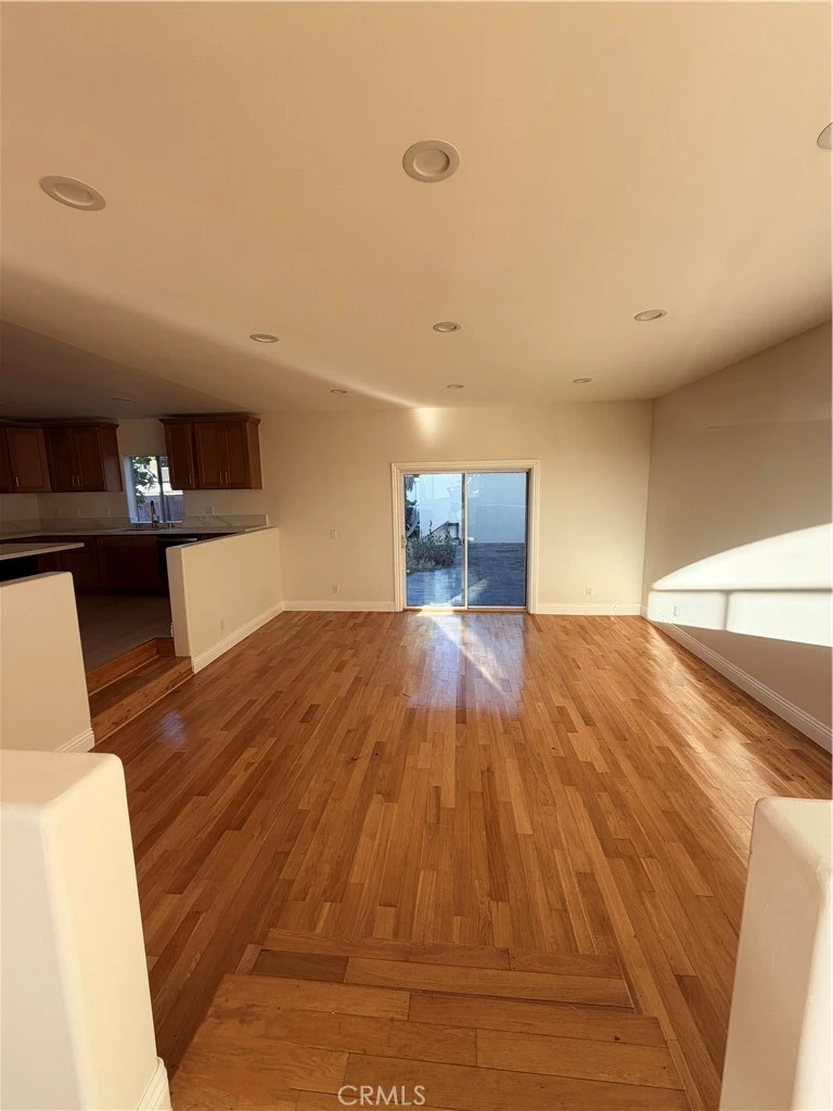 Interior 3