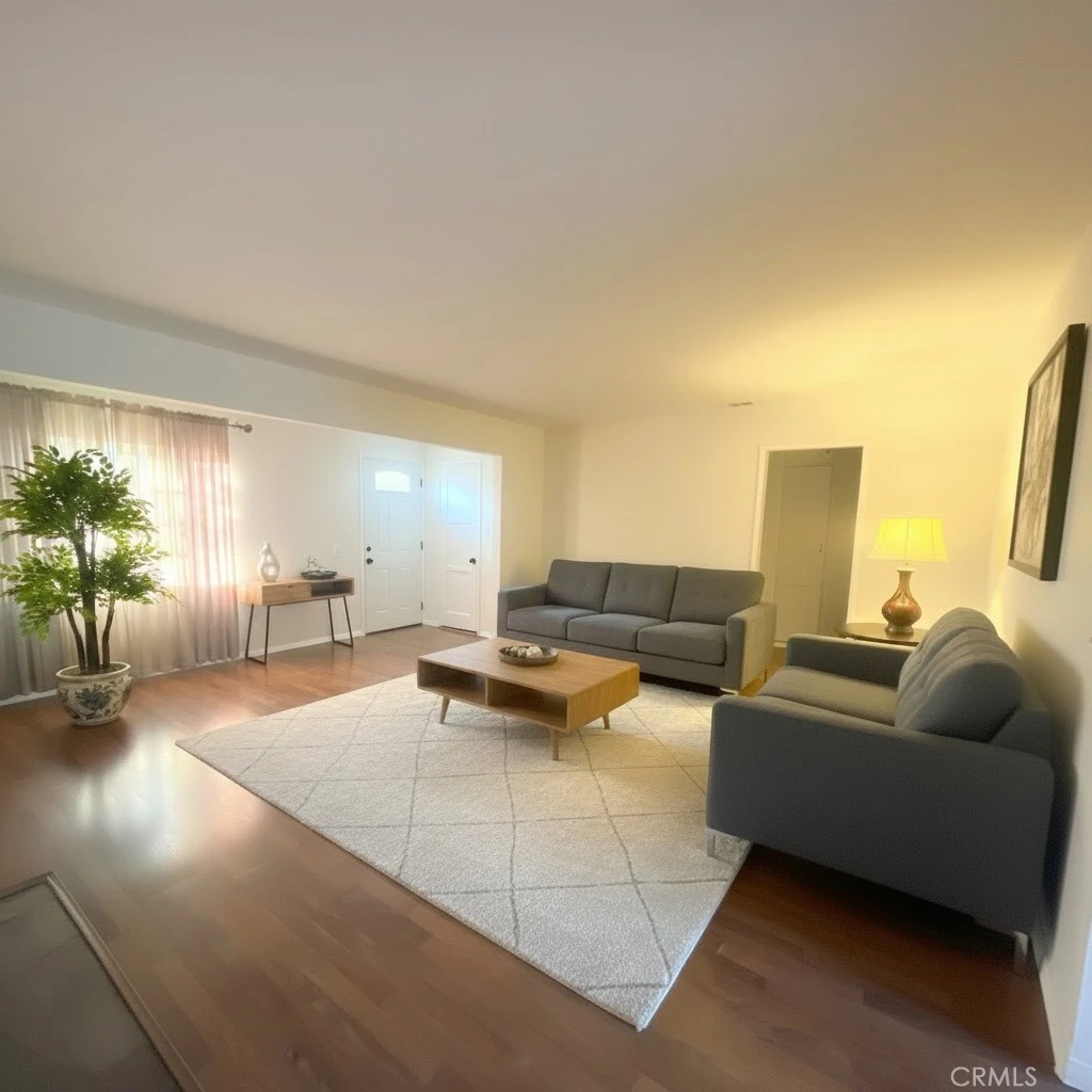 Interior 4