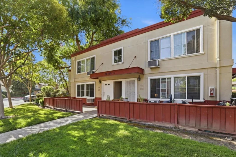 Photo 2 of 2600 Cortez Drive 6102