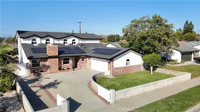 2331 E Adams