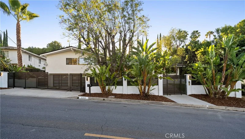Photo 2 of 5265 Del Moreno Drive