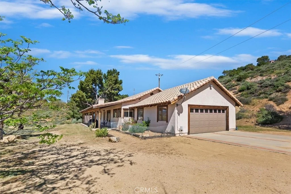 Interior 2
