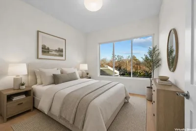 4115 El Camino Real 224
