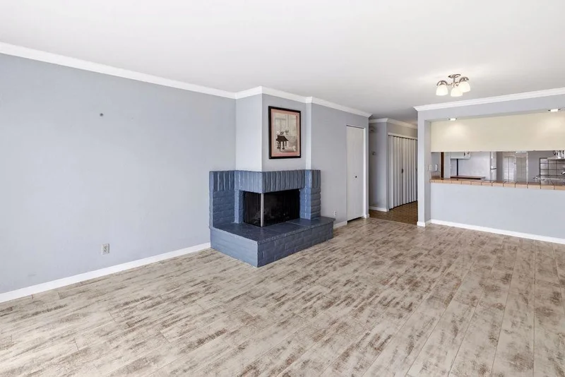 Photo 2 of 174 Kern Street 31