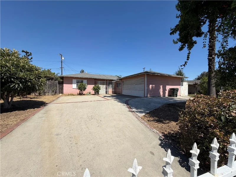 2420 Lovejoy Street