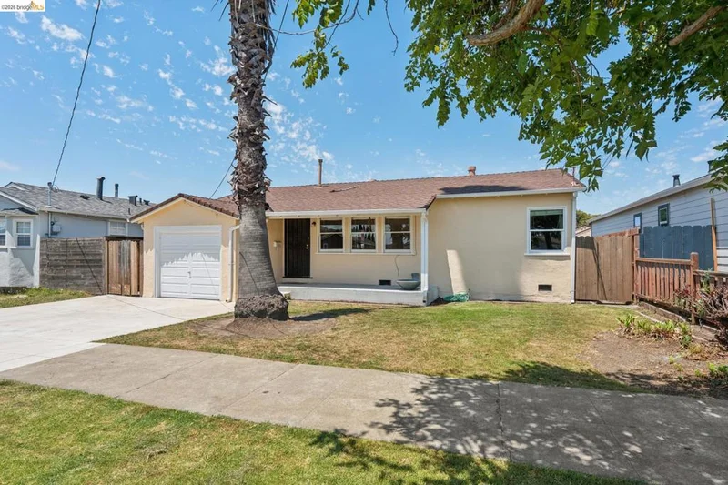2879 Rheem Ave