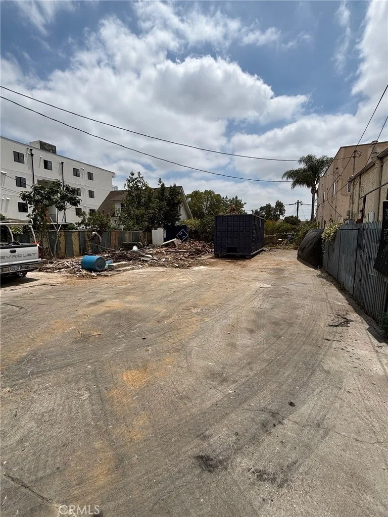 2429 Folsom Street, Los Angeles, CA 90033