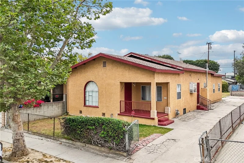 1359 S Downey Road, Los Angeles, CA 90023