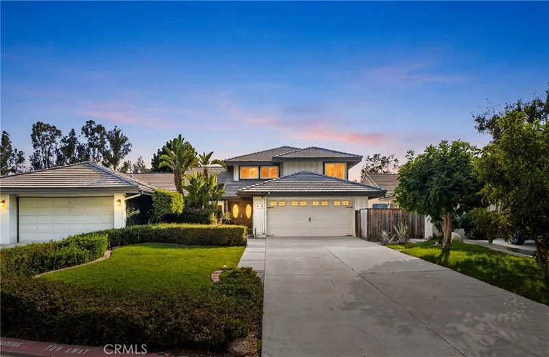 714 N Lemon Hill Trail