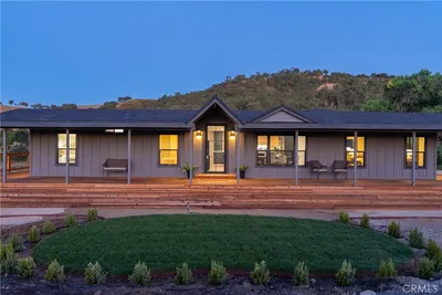 4475 Interlake