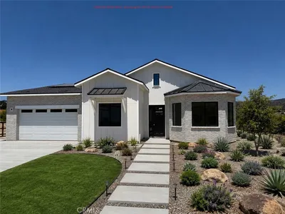 6600 Valle Verde Lane