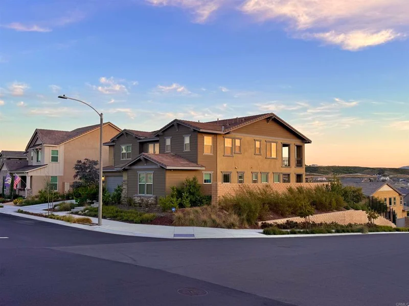 39529 Dayspring Way photo 2
