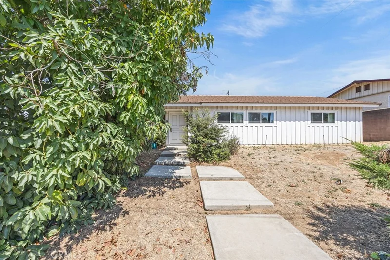 11731 Mount Vernon, Grand Terrace, CA 92313