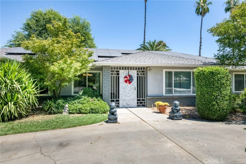 Photo 2 of 36837 Berkshire Drive