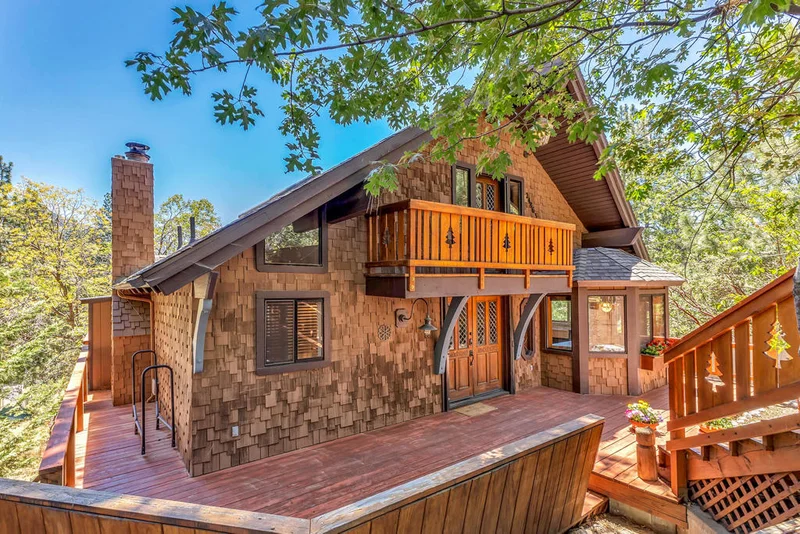 24863 Ponderosa Drive, Idyllwild, CA 92549