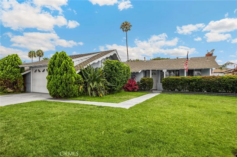 Photo 2 of 7855 Gardenia Drive