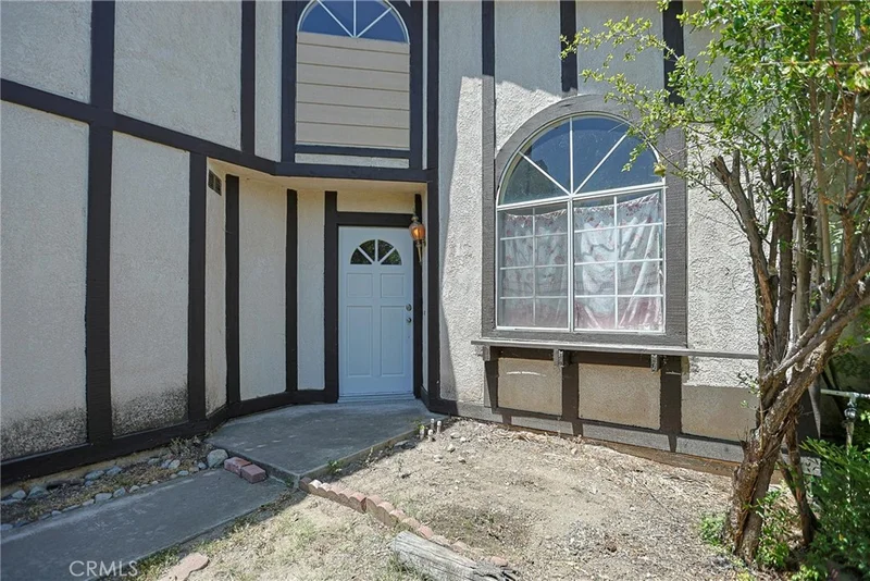 2714 Annapolis photo 2