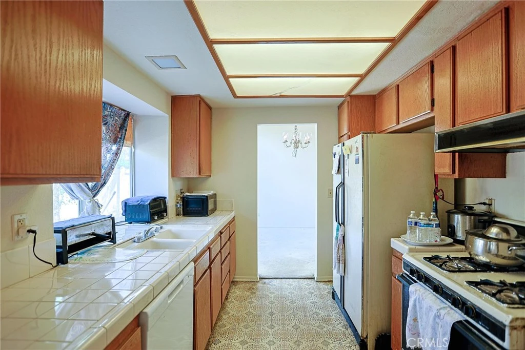 Interior 3