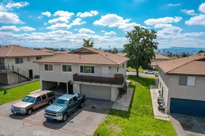 3490 Rainbow Lane photo 2