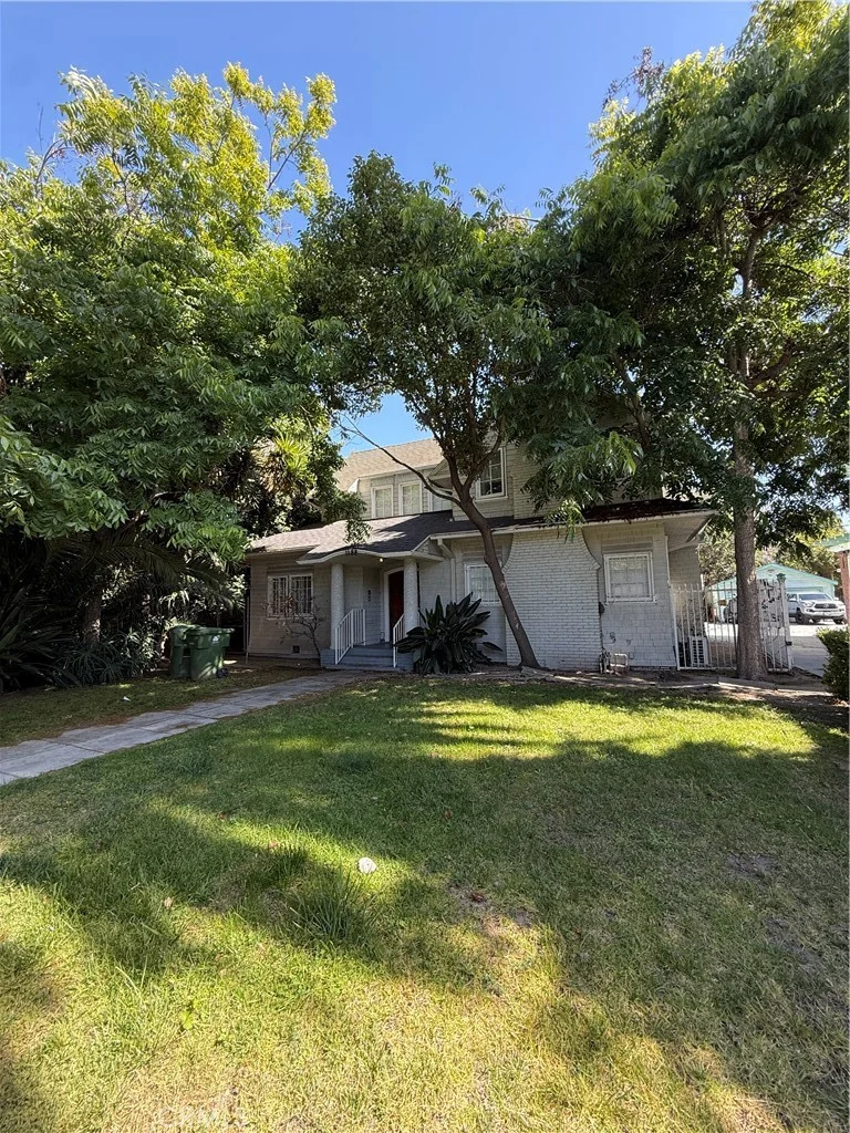 1188 W 28th