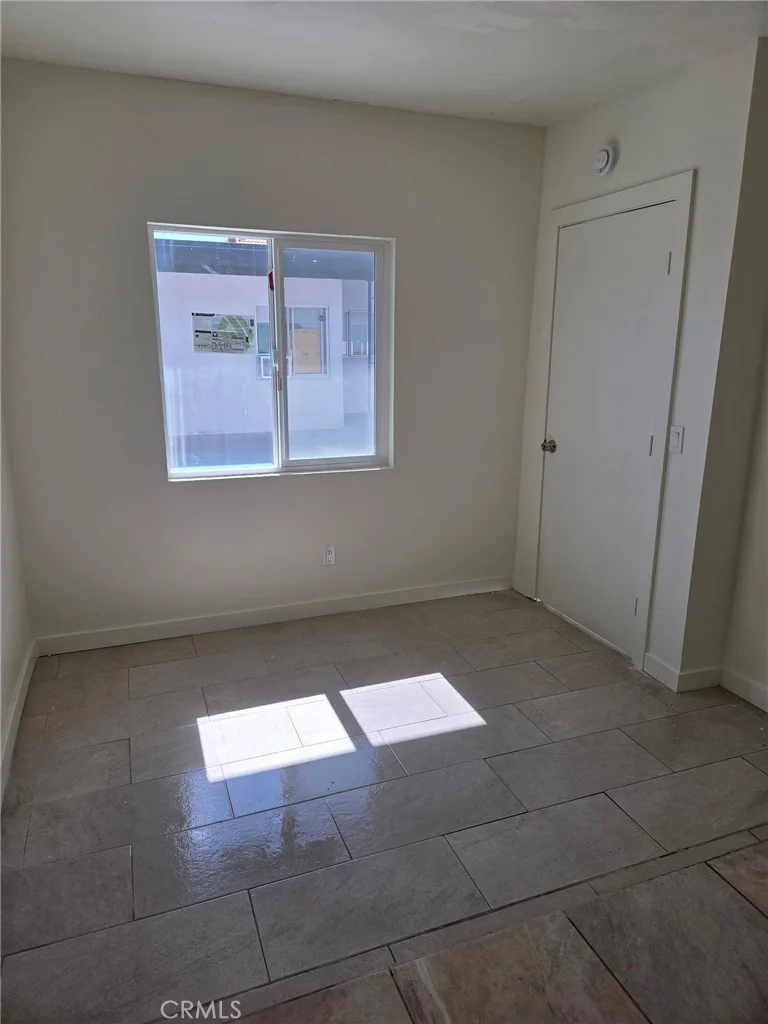 13475 Cuyamaca 1 photo 2