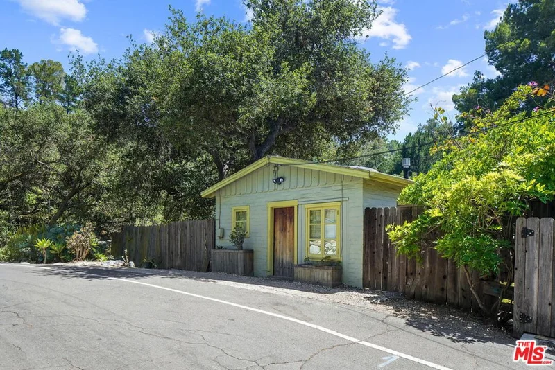 21652 Encina Road