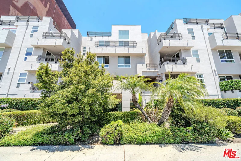 4925 Wilshire Boulevard 302, Los Angeles, CA 90010