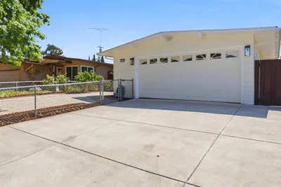 170 S Gadsden Drive