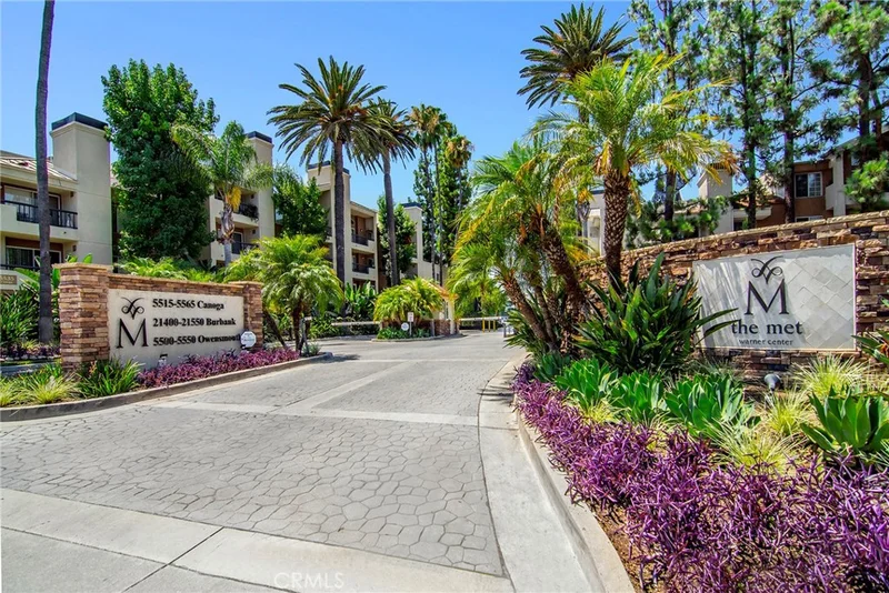 5520 Owensmouth Avenue 117, Woodland Hills, CA 91367
