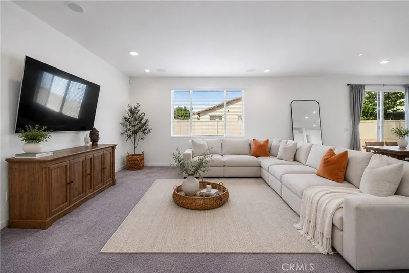 45025 43rd W, Lancaster, CA 93536