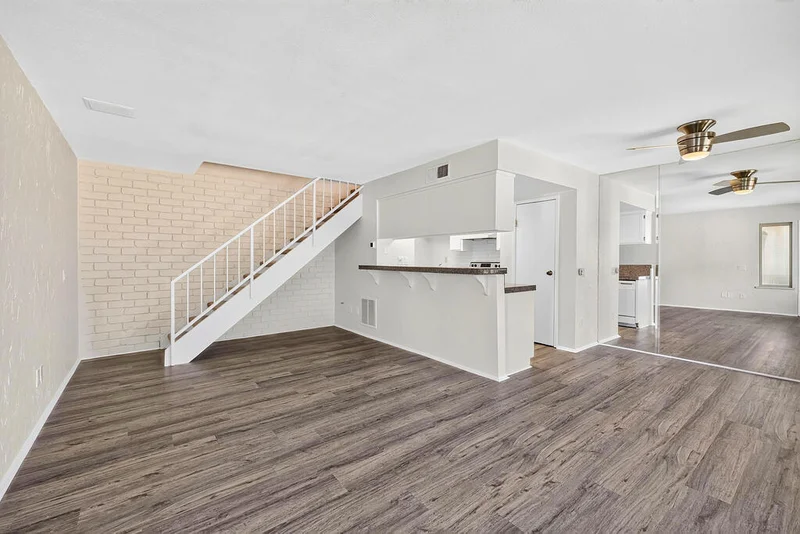 Photo 2 of 72603 Edgehill Drive 2
